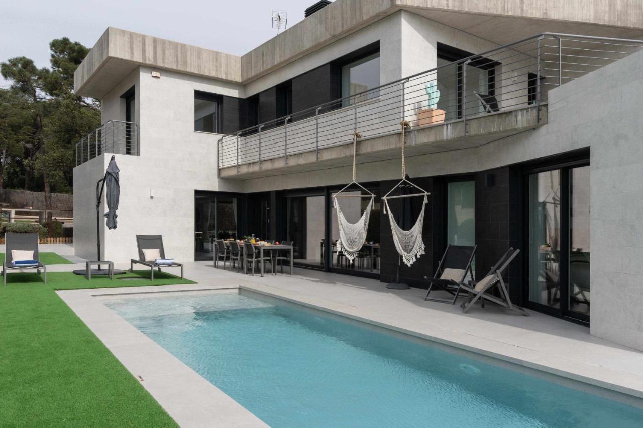 Naramia Sagaro Villa With Poolgarden10 Pax S'Agaro Ngoại thất bức ảnh