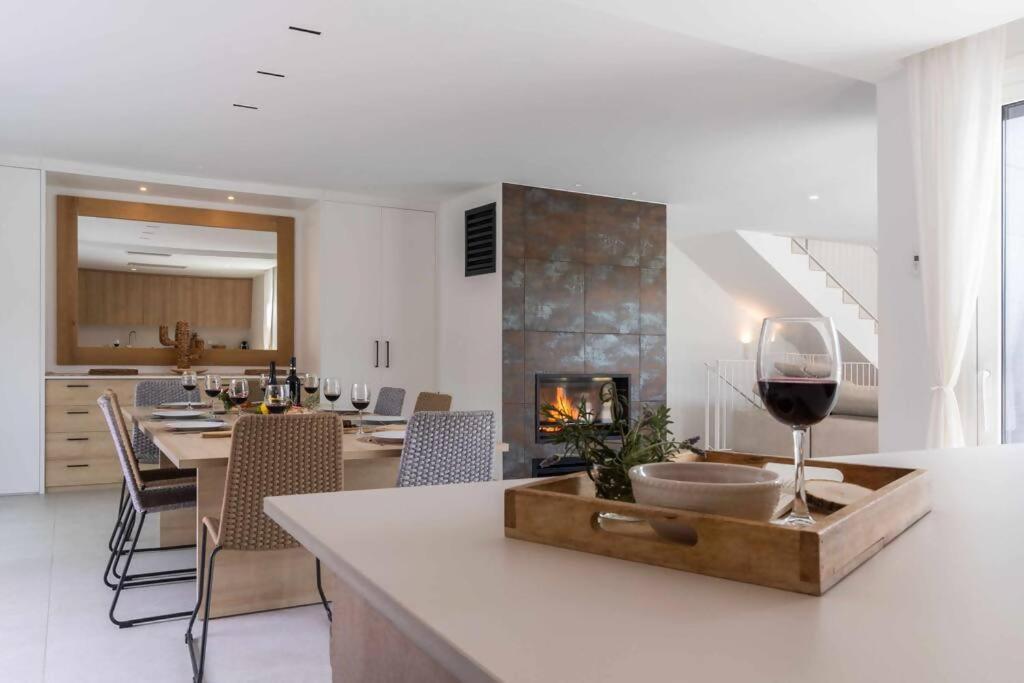 Naramia Sagaro Villa With Poolgarden10 Pax S'Agaro Ngoại thất bức ảnh