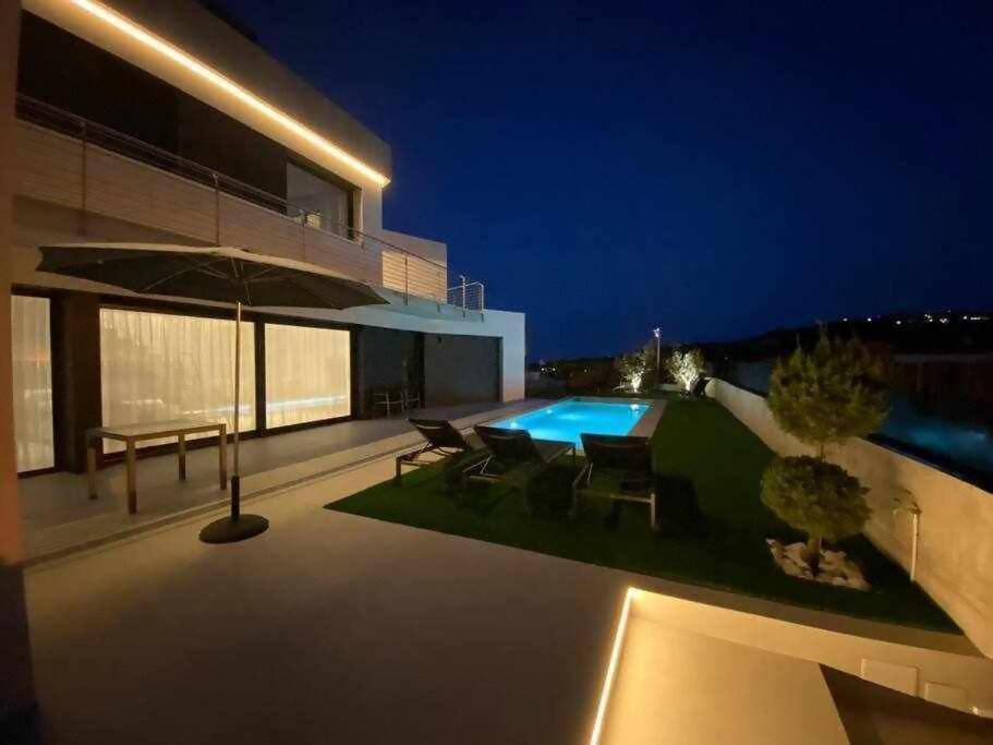 Naramia Sagaro Villa With Poolgarden10 Pax S'Agaro Ngoại thất bức ảnh